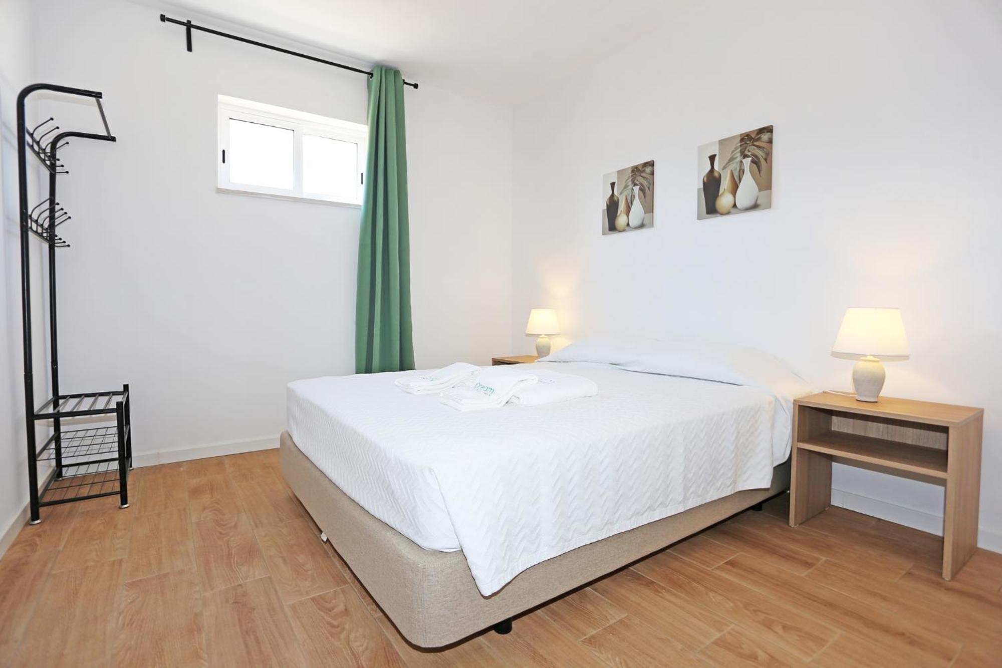 Quinta Da Ponte Apartment Odiaxere Phòng bức ảnh
